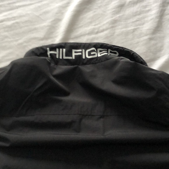 Tommy Hilfiger rain jacket - Picture 6 of 6